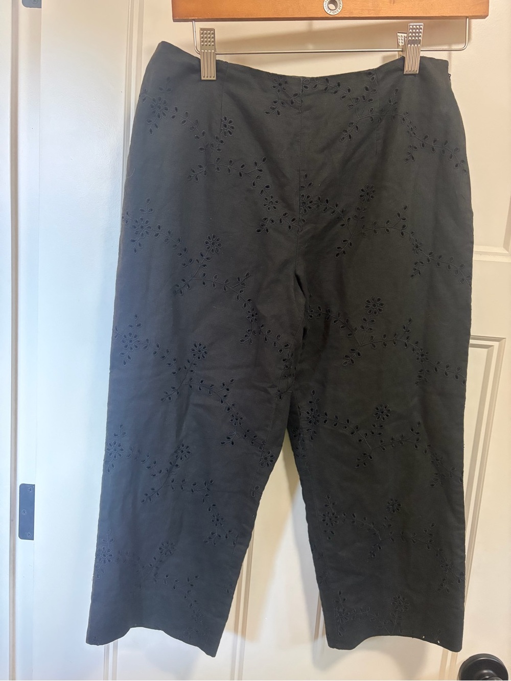 LOFT Black Eyelet Wide-Leg Crop Pants